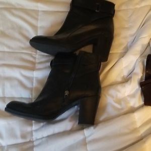 Ankle boots